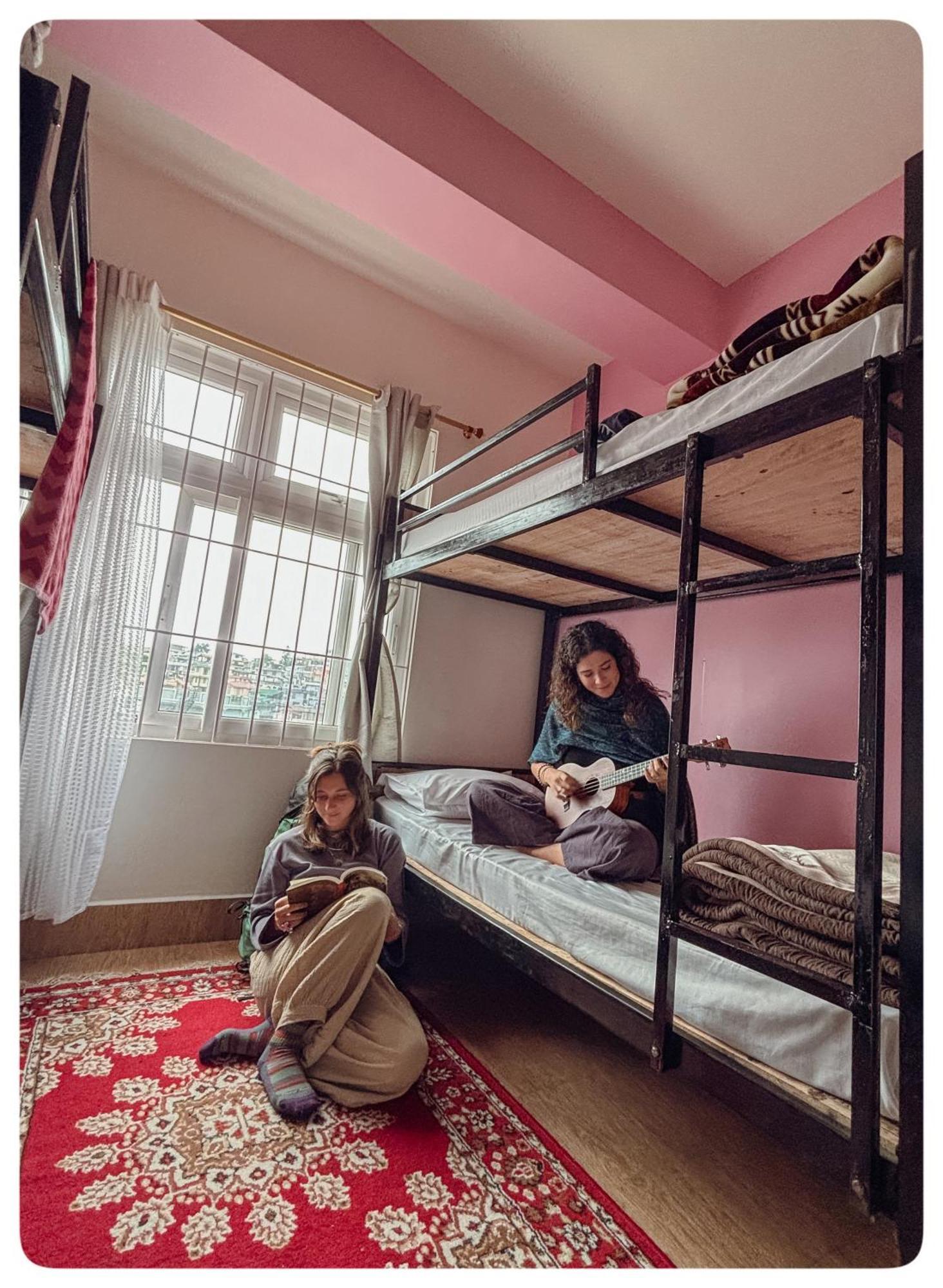 Stargaze Backpackers Shillong Hostel Eksteriør bilde